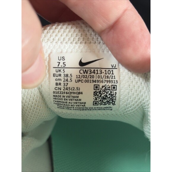 Nike Downshifter 11 Women's Size 7.5 White/Green Glow Running Shoes - Picture 7 of 11